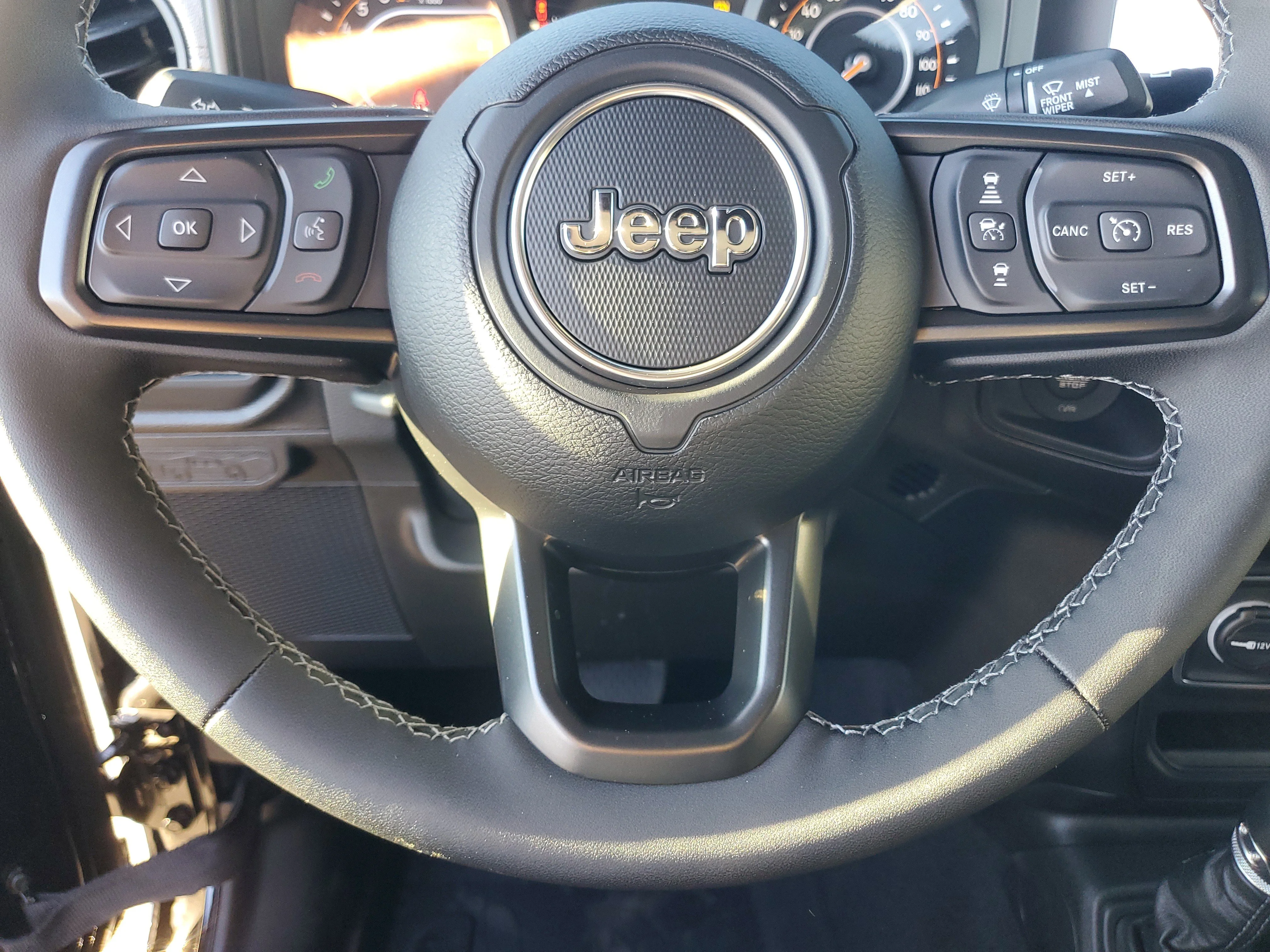 New 2026 Black Clear-Coat Exterior Paint Jeep Sport S image 22