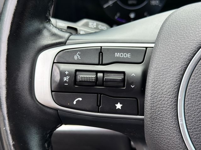Used 2023 Black Kia SX-Prestige image 25