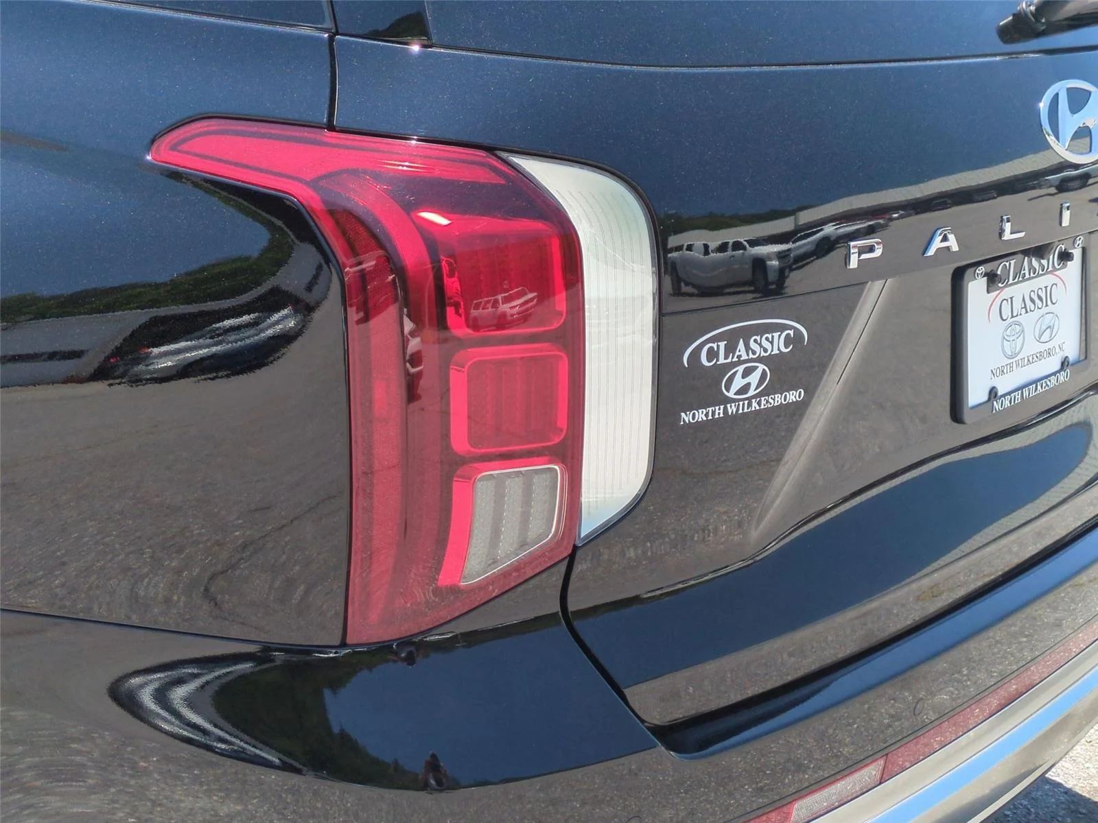 Used 2023 Abyss Black Pearl Hyundai Calligraphy image 12