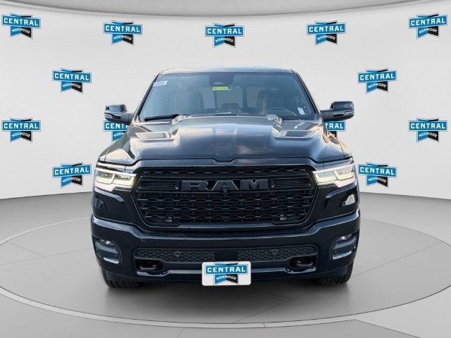 New 2027 Diamond Black Crystal Pearl-Coat Exterior Paint Ram Limited image 8