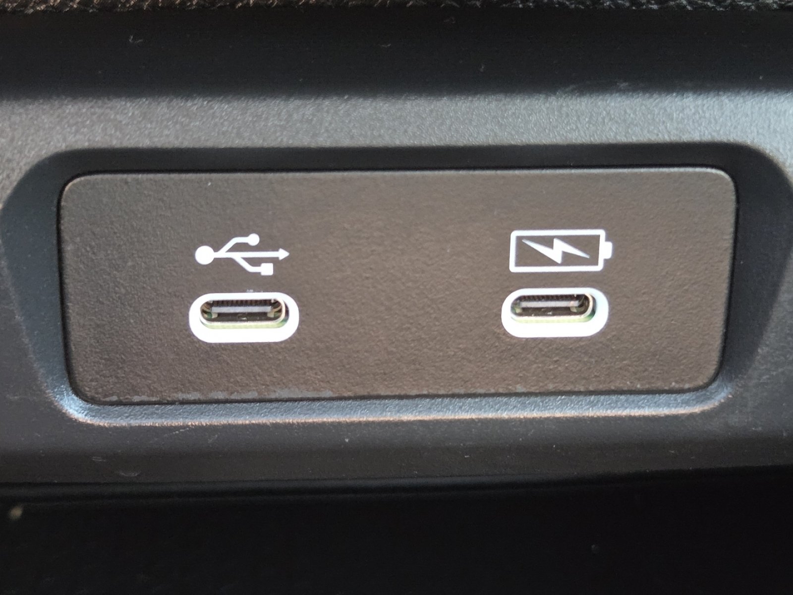 Certified Used 2025 Meteorite Gray Metallic Honda SE image 7