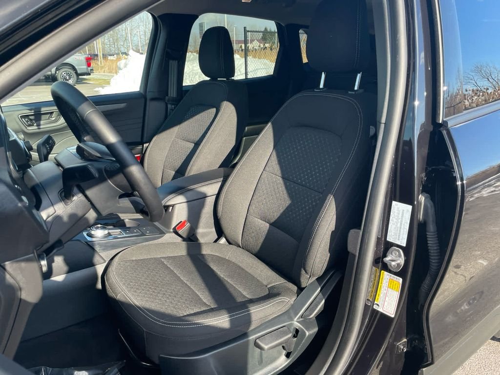 Used 2025 Black Ford Active image 14