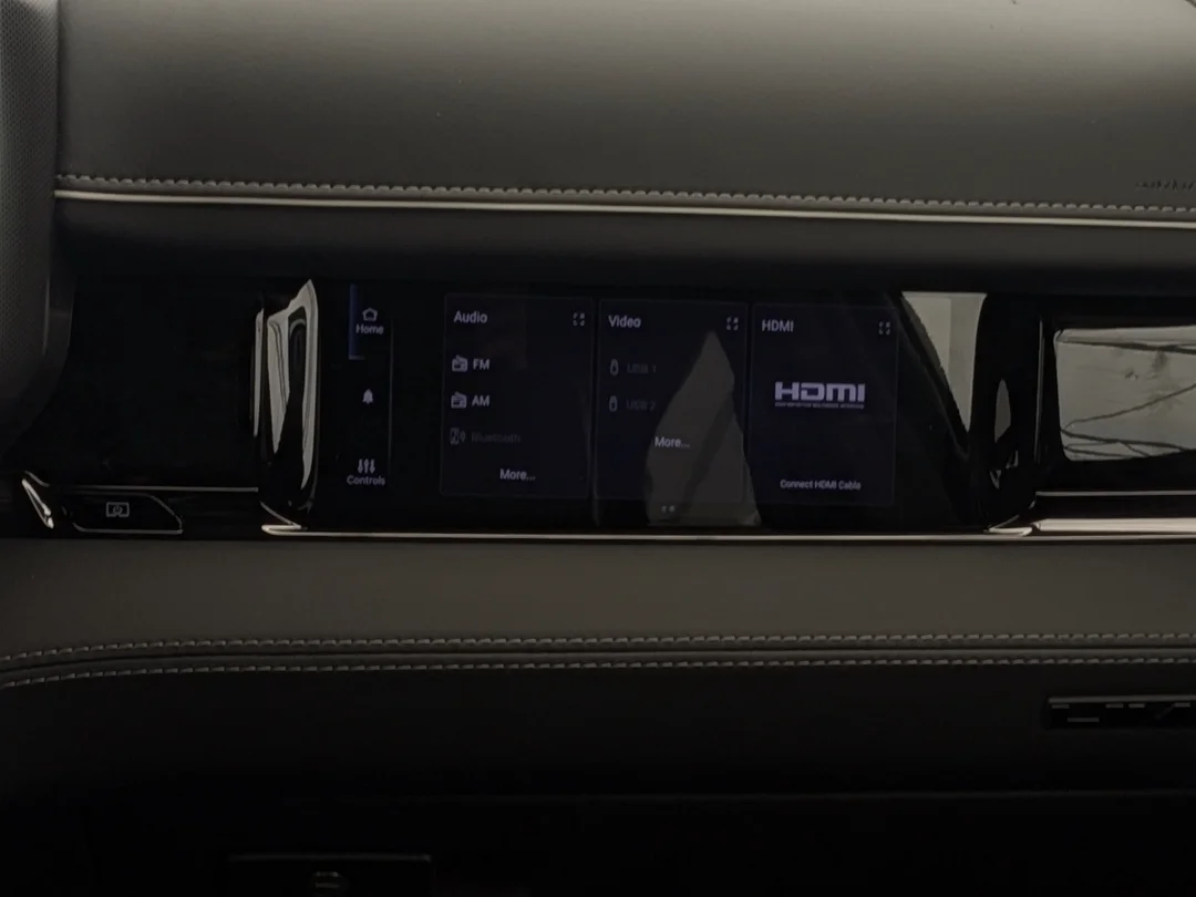 New 2026 Black RAM Limited - - 4x4 - Night Edition - Limited Level 1 Equip Grp - Power Sunroof & More! image 26