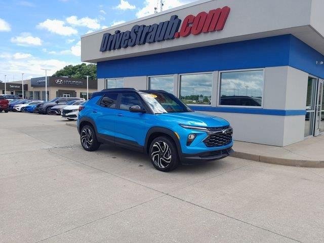Used 2025 Marina Blue Metallic Chevrolet RS image 2
