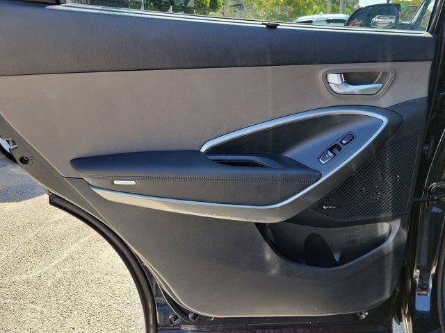 2017 Hyundai Santa Fe SE Ultimate - Photo 10