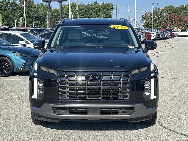 Used 2024 Black Hyundai SEL image 2