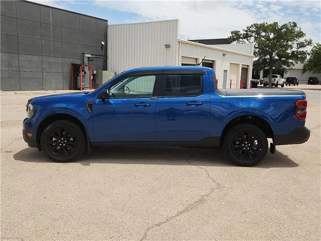 Used 2024 Blue Ford Lariat Front-Wheel Drive SuperCrew 4.5 ft. box 121 image 2