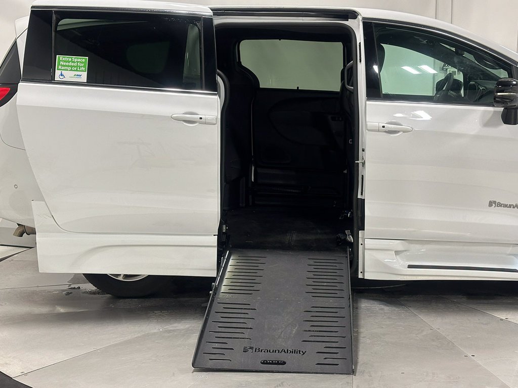 Used 2025 White Chrysler Wheelchair Accessible-  Select image 24