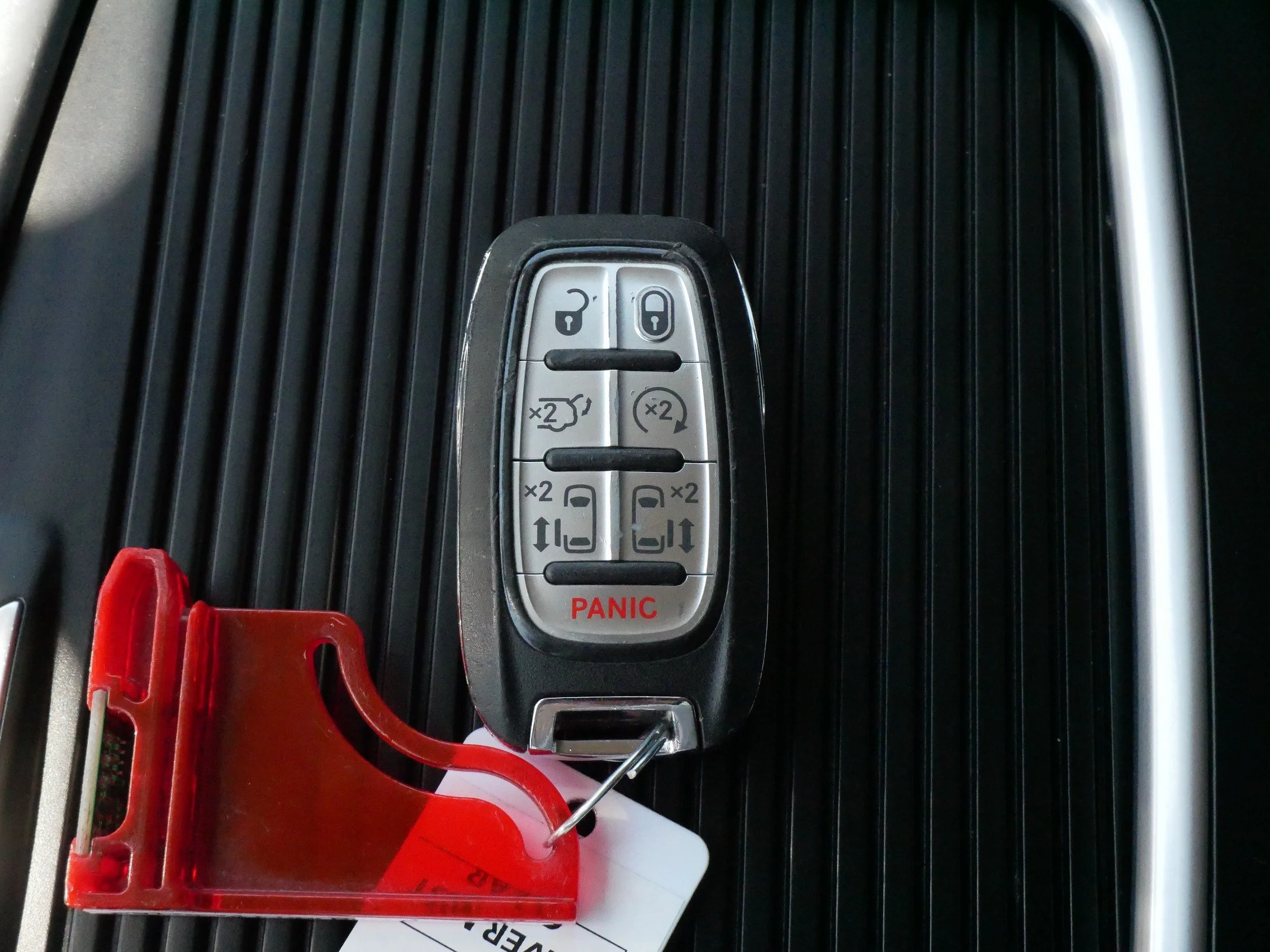 Used 2024 Silver Mist Clearcoat Chrysler Touring L image 29