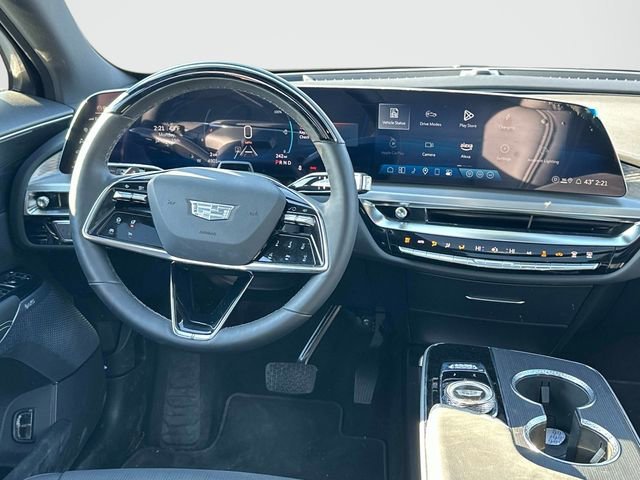 Used 2025 Cadillac LYRIQ Luxury 2 with VIN 1GYKPRRL1SZ313783 for sale in Bethesda, MD