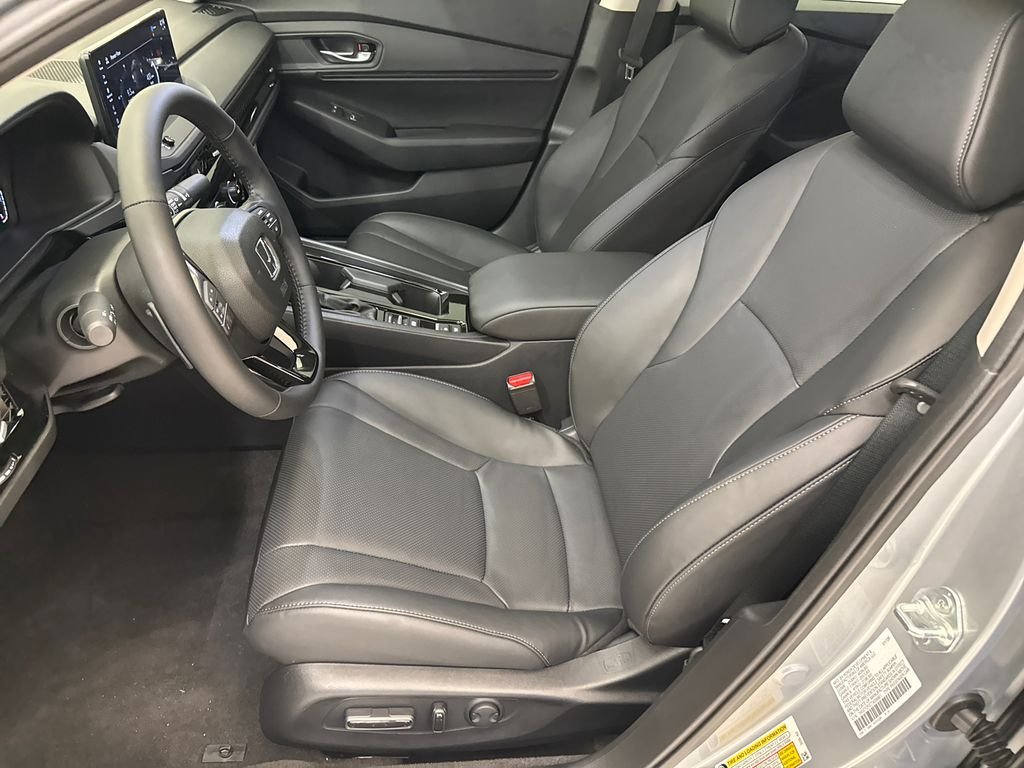2026 Honda Accord Hybrid EX-L - Photo 18