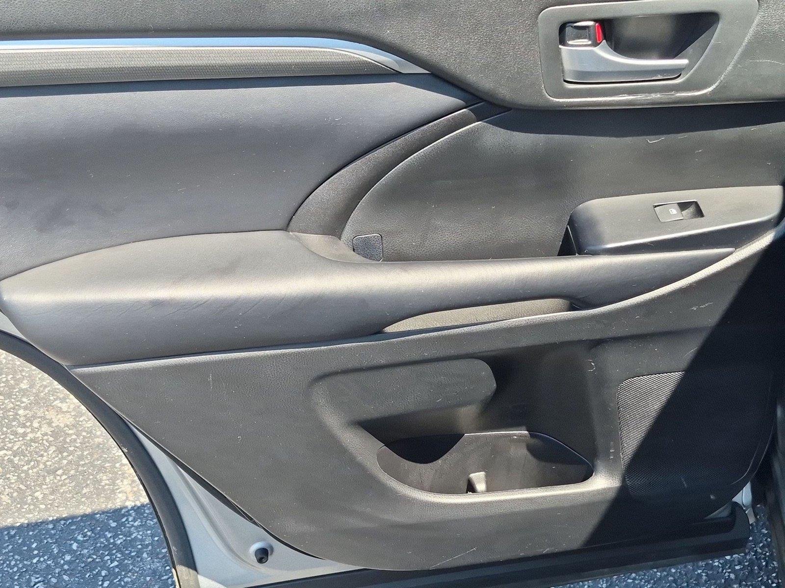 Used 2018 Celestial Silver Metallic Toyota SE image 32