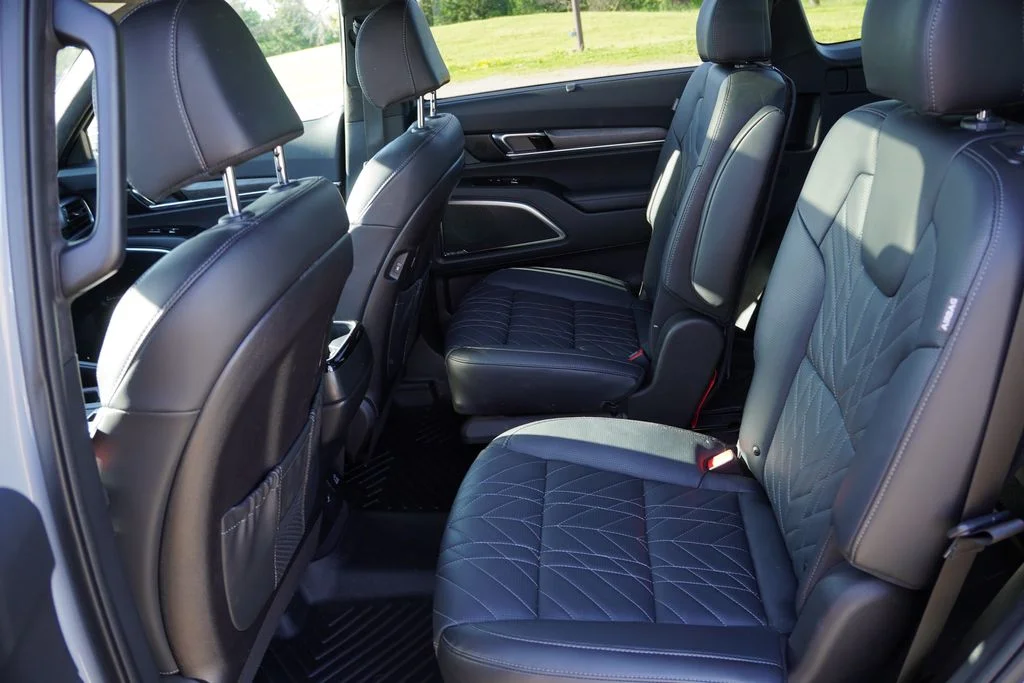 Used 2025 Wolf Gray Kia SX-Prestige X-Pro image 18