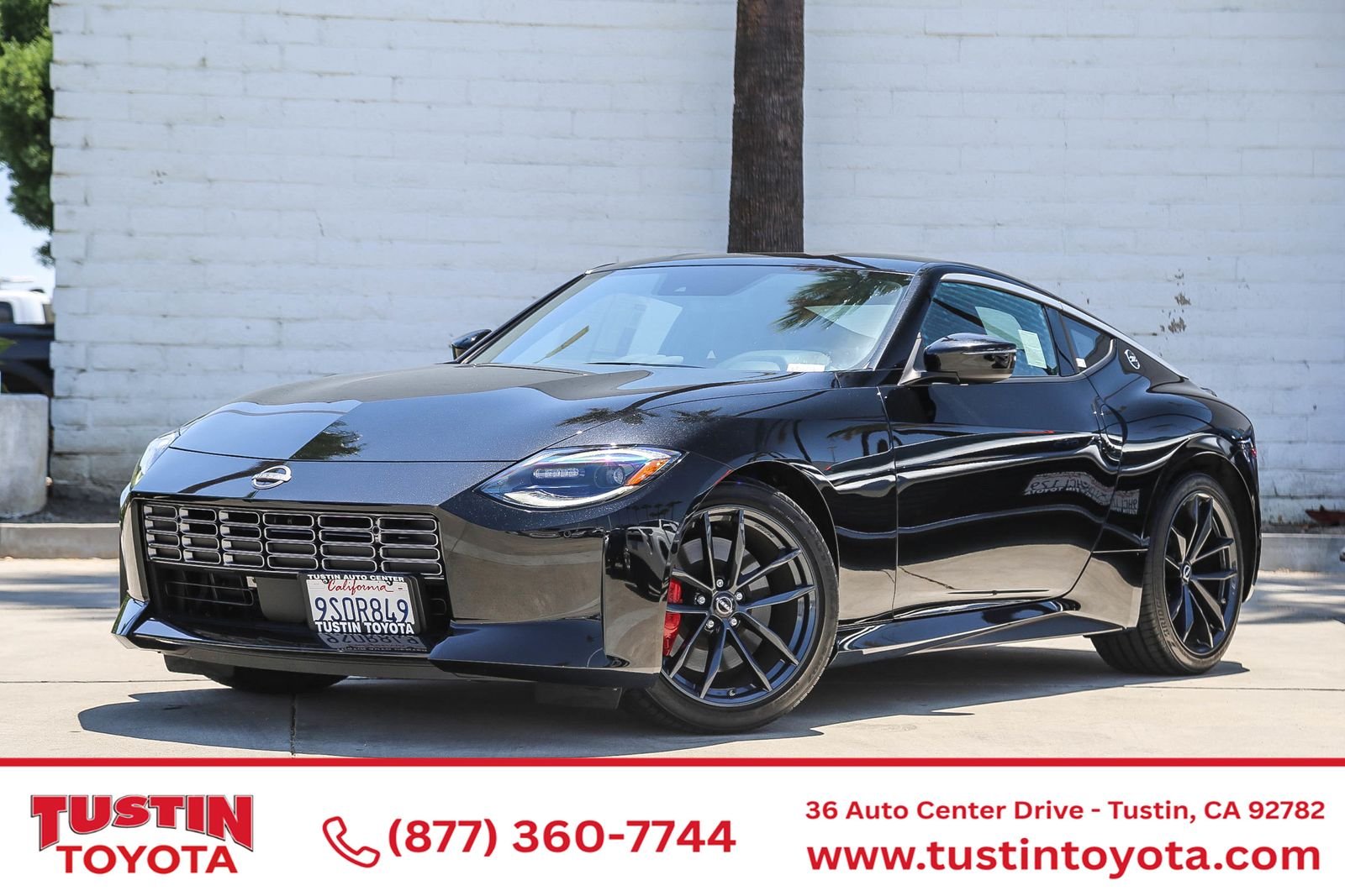 Used 2024 Black Nissan Performance image 1