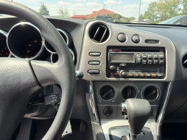 Used 2007 Silver Pontiac Base image 11