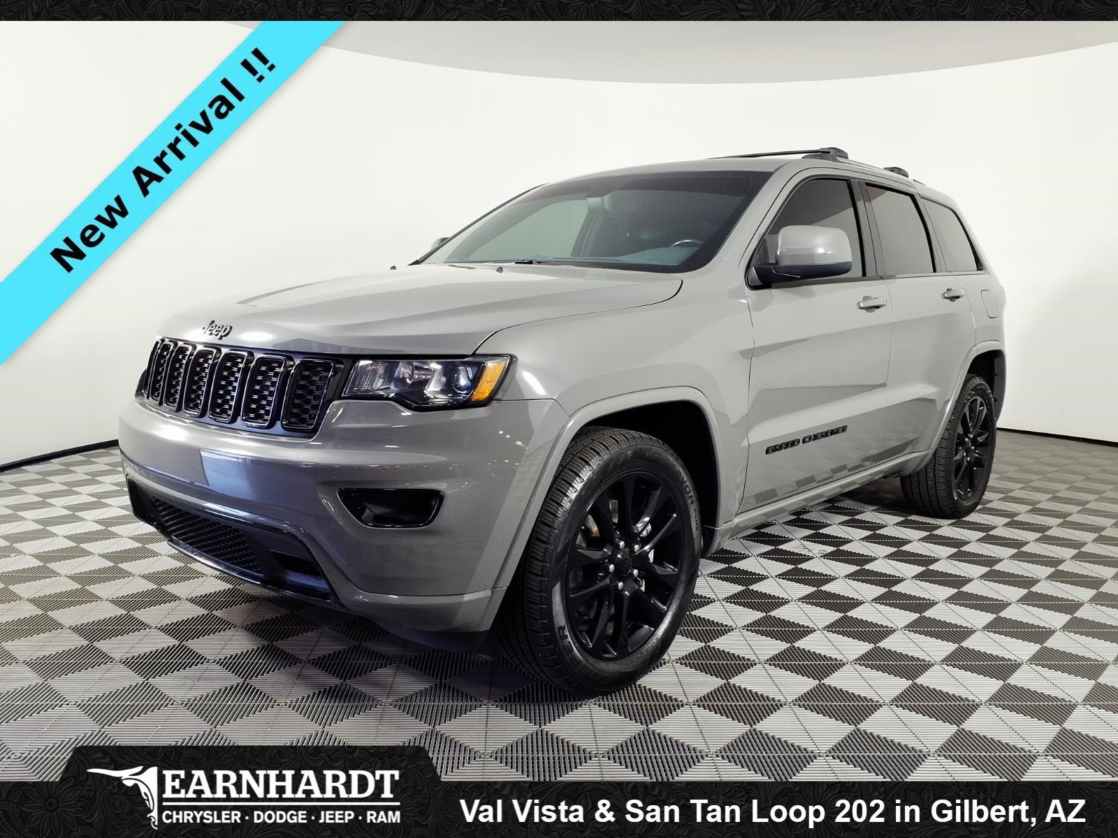 Used 2021 Sting-Gray Clearcoat Jeep Laredo X image 1