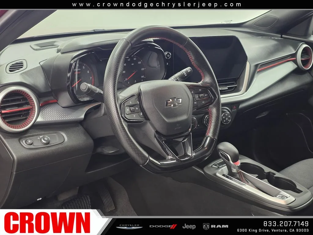 Used 2025 Red Chevrolet 1RS image 21