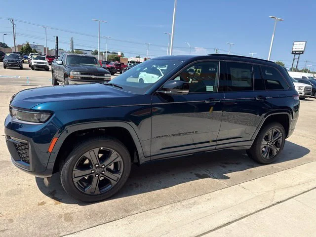 New 2027 Blue Jeep Limited Reserve image 8