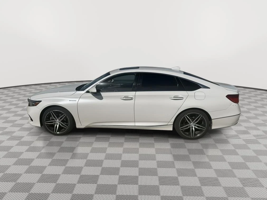 Used 2021 Platinum White Pearl Honda Touring image 2