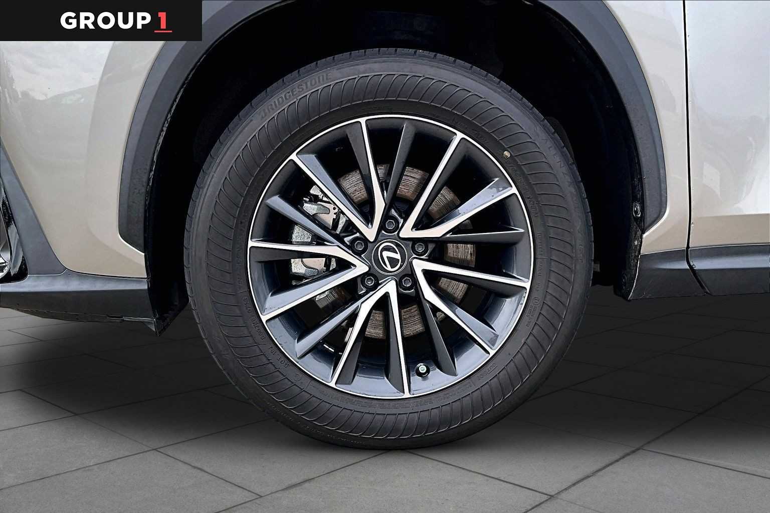 Used 2024 Atomic Silver Lexus Premium image 9