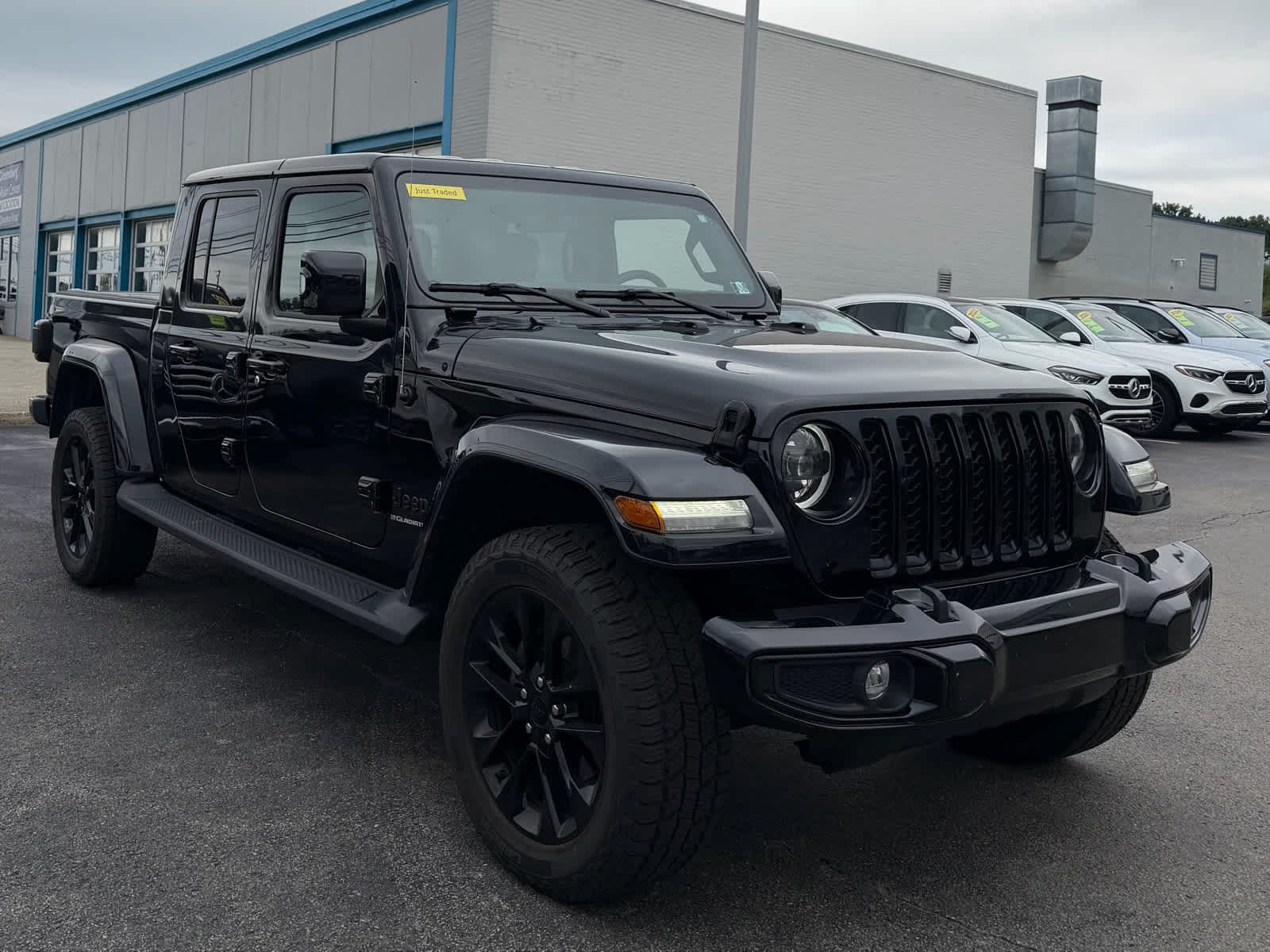 Used 2023 Black Clearcoat Jeep High Altitude image 3