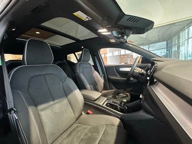 New 2026 Gray Volvo B5 Ultra Black Edition image 12