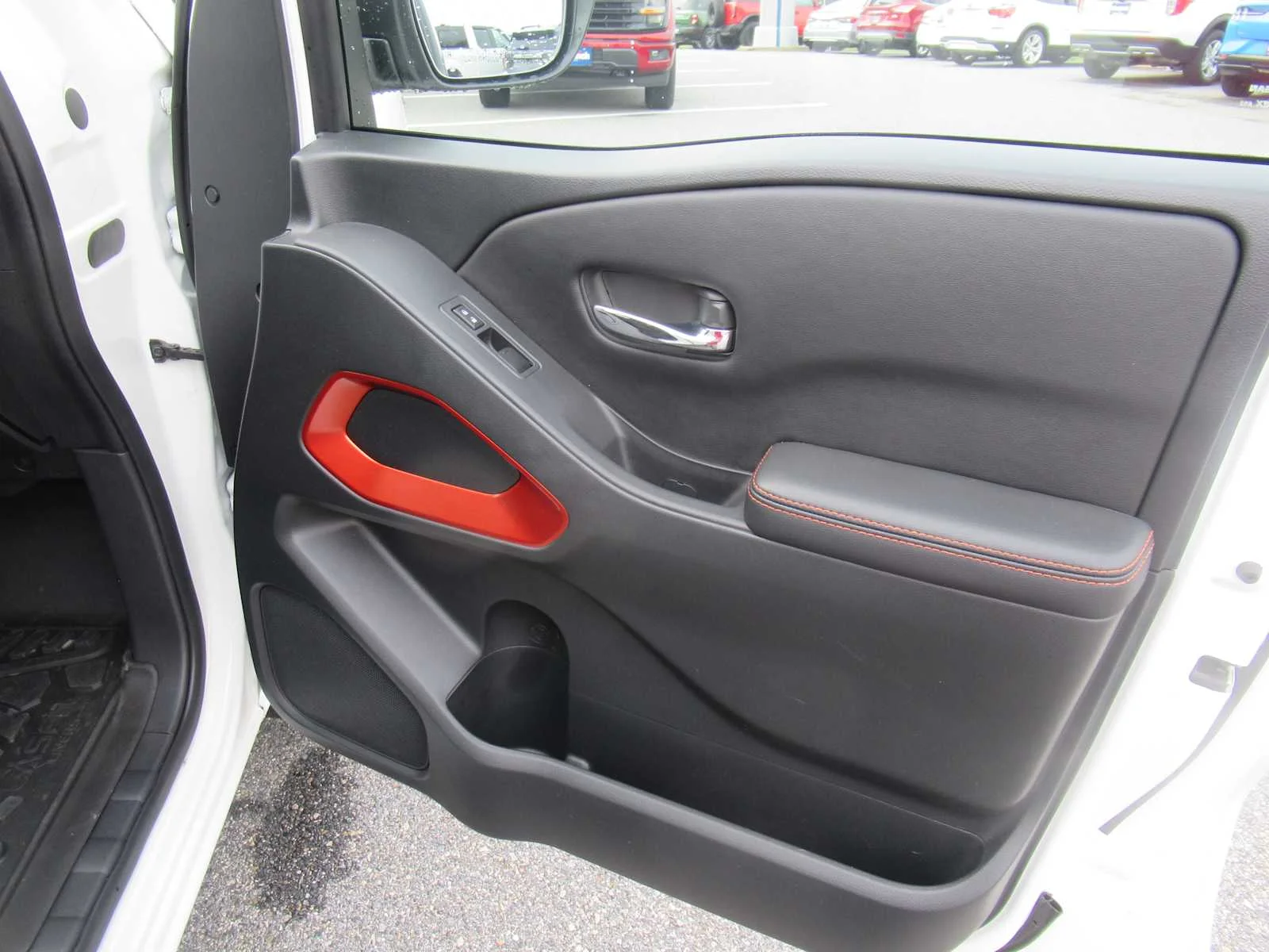 Used 2025 Glacier White Nissan PRO-4X image 16