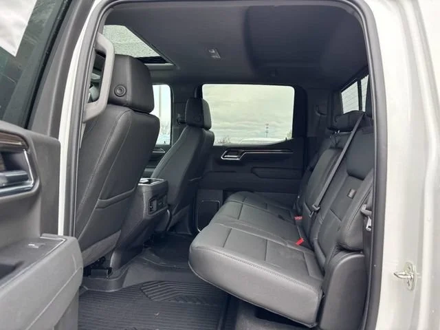 New 2026 Summit White Chevrolet LT Trail Boss image 5