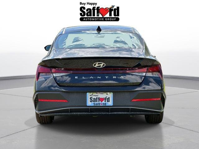 New 2026 Black Hyundai SEL Sport image 7
