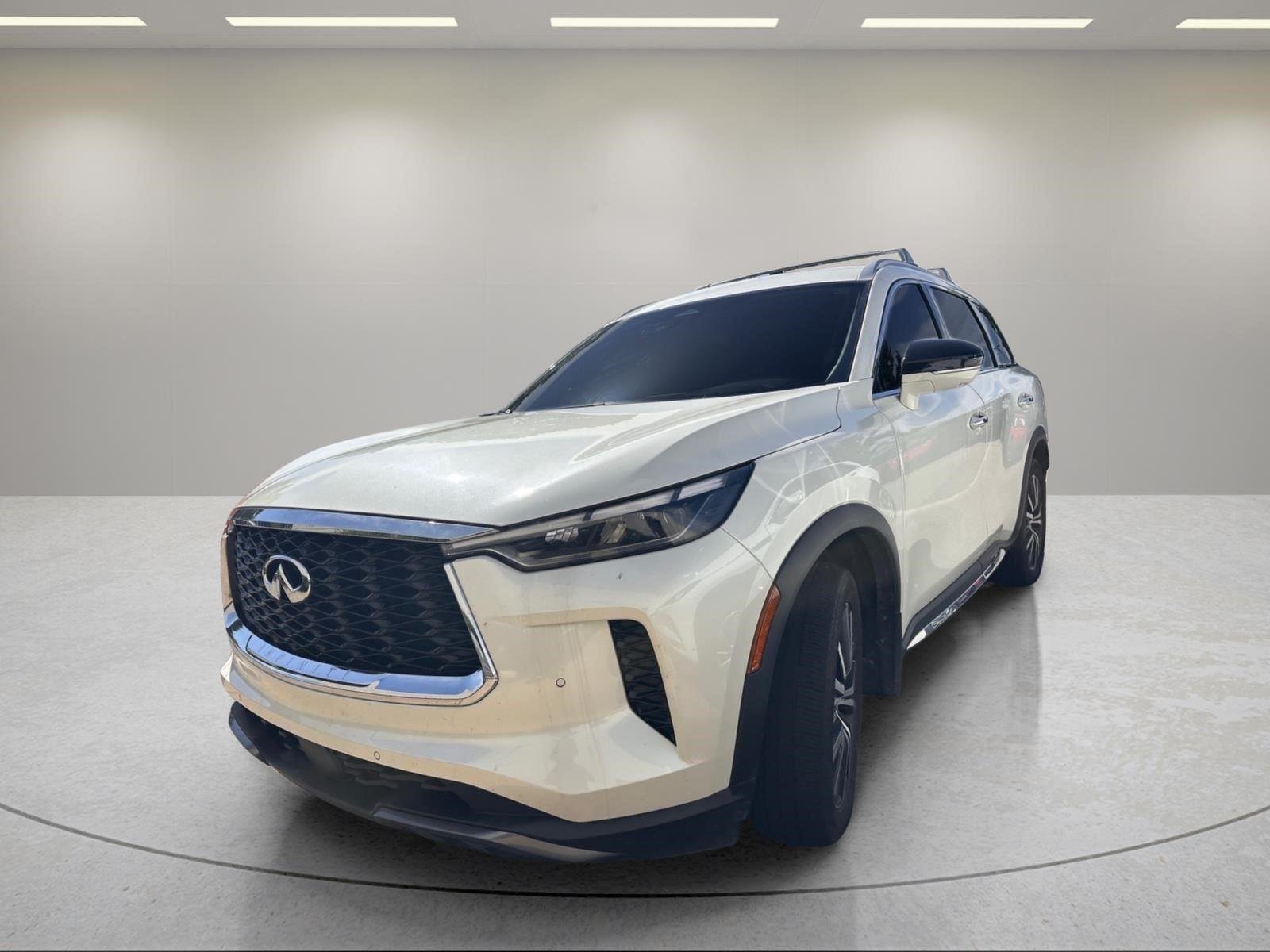 Used 2024 Majestic White INFINITI SENSORY image 3