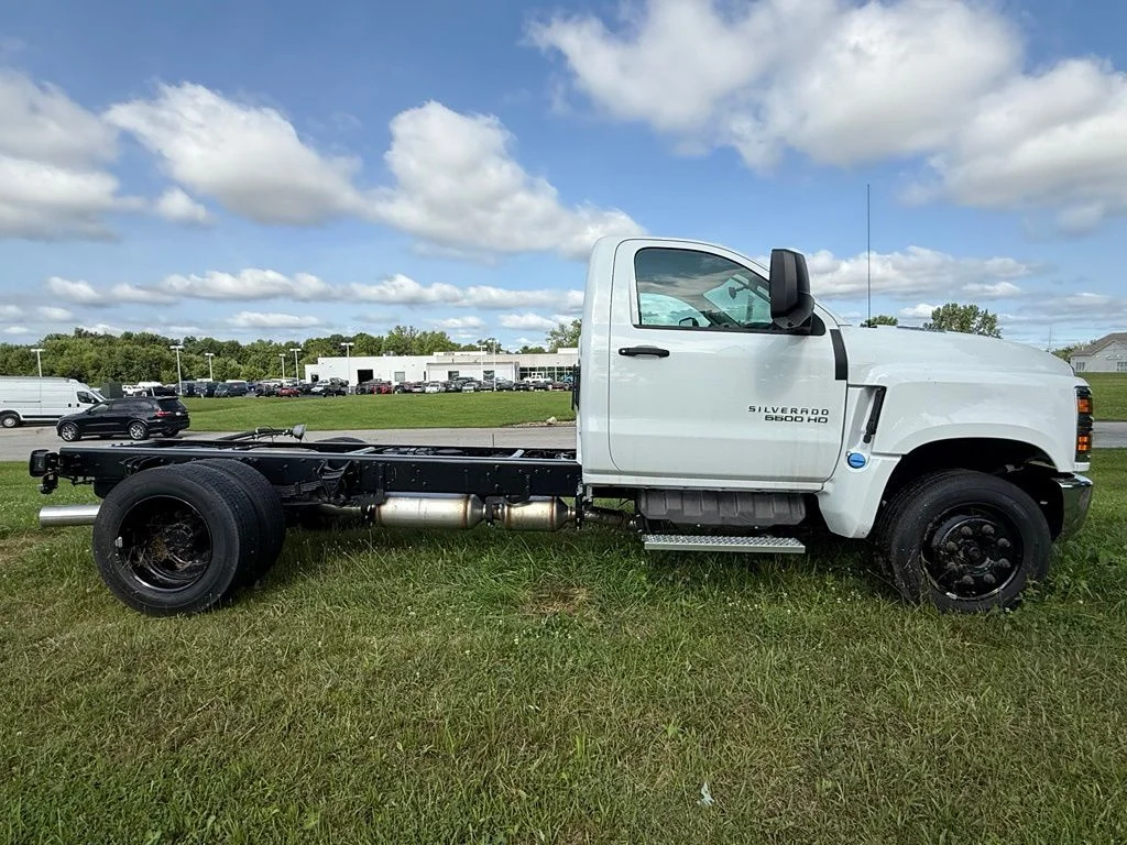 Used 2024 White Chevrolet Work Truck image 2