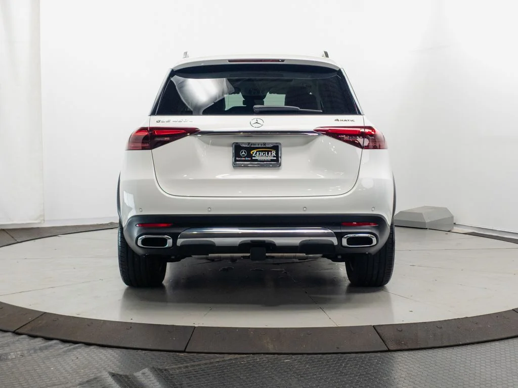 Used 2025 Polar White Mercedes-Benz GLE 450e image 30