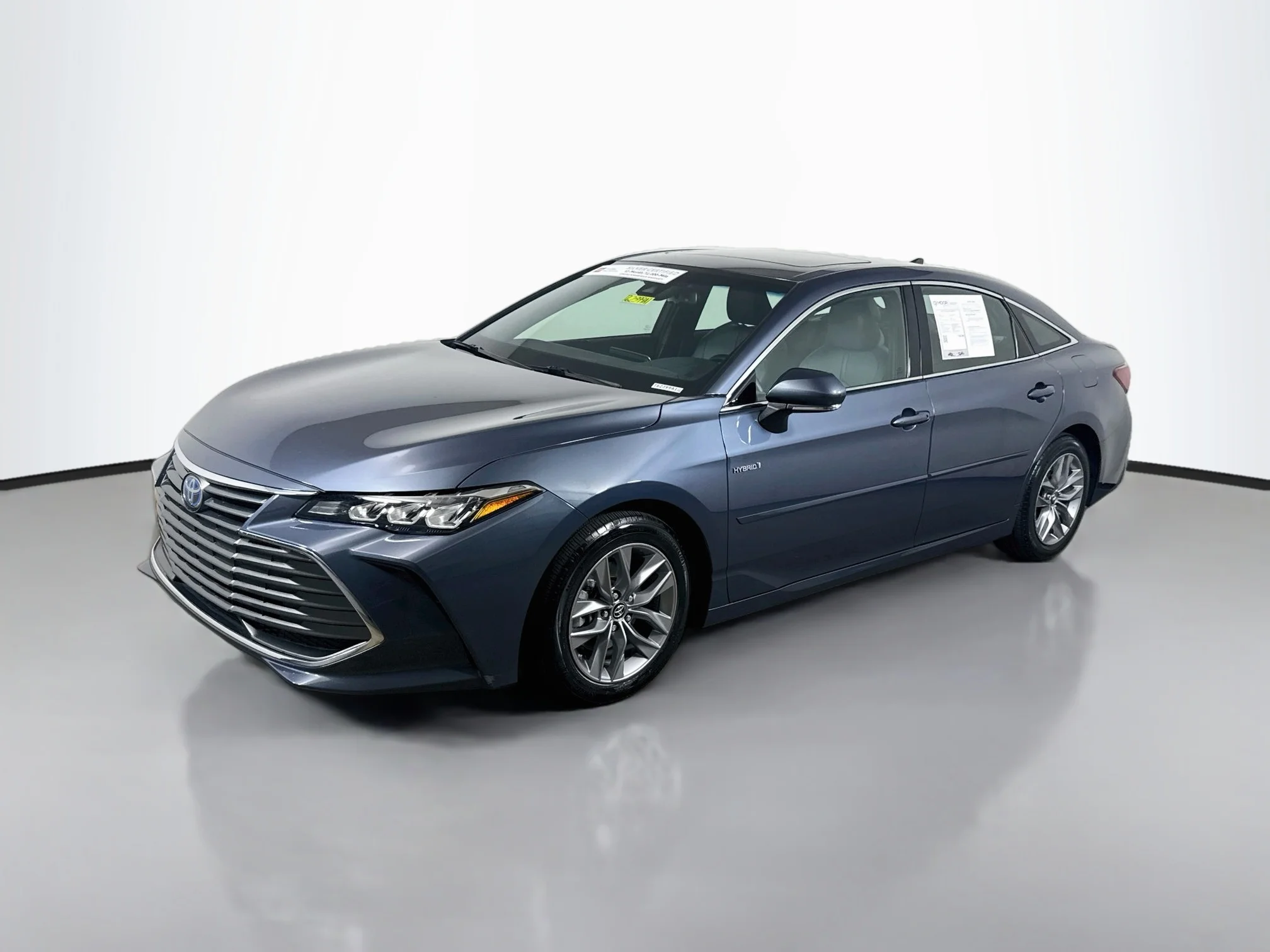 Used 2019 Harbor Gray Metallic Toyota Hybrid XLE image 3