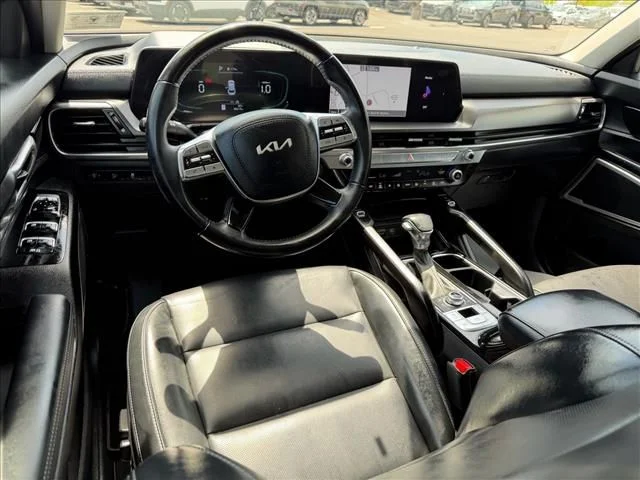 Used 2024 Gray Kia S image 7