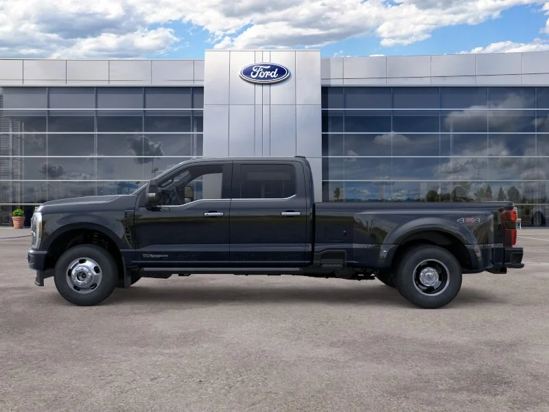 New 2026 Agate Black Metallic Ford Platinum image 28
