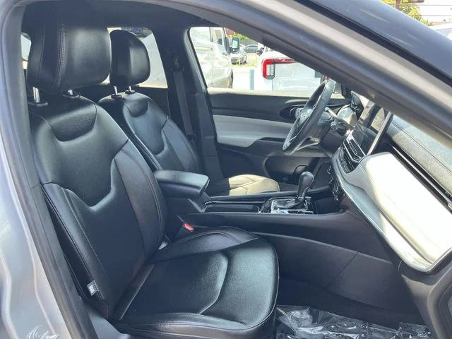 Used 2024 Silver Jeep Limited image 26