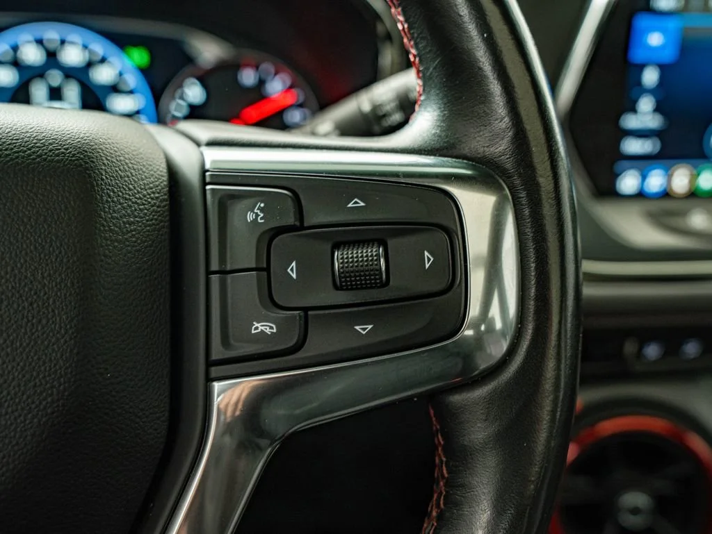 Used 2019 Black Chevrolet RS image 20