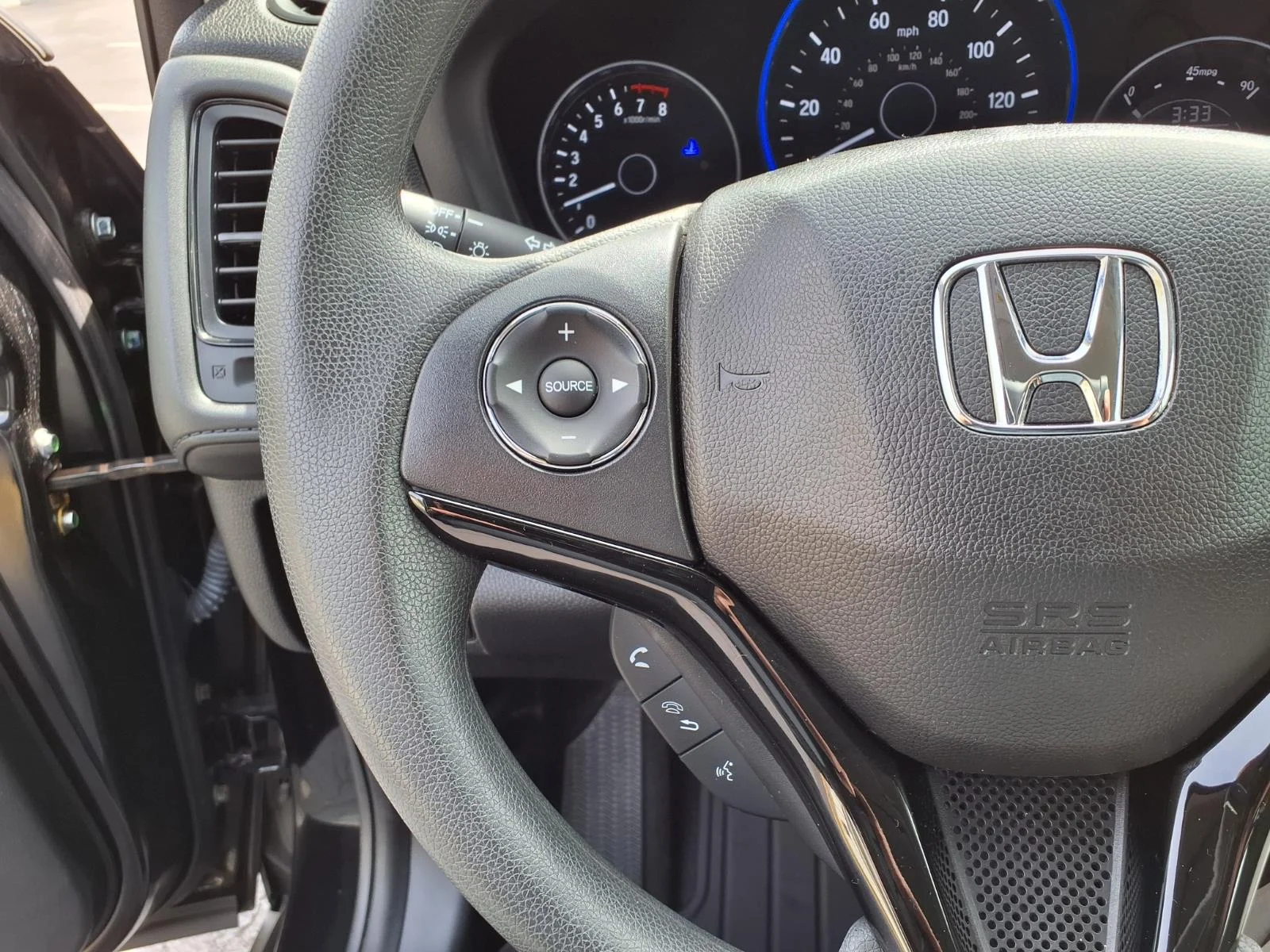 Used 2022 Black Honda LX image 15