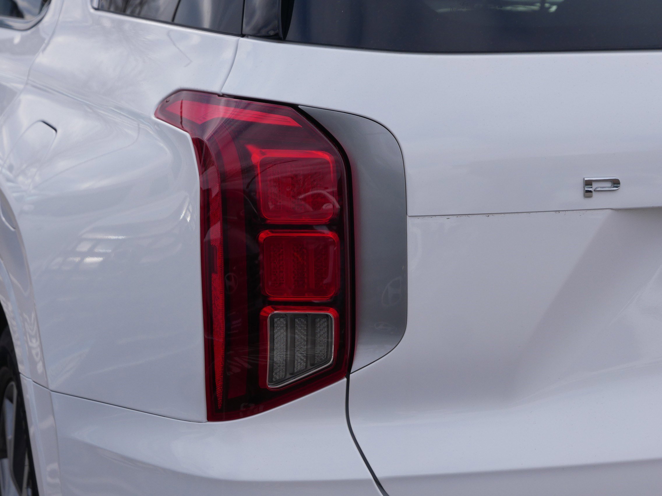 Certified Used 2021 Hyper White Hyundai Limited image 17