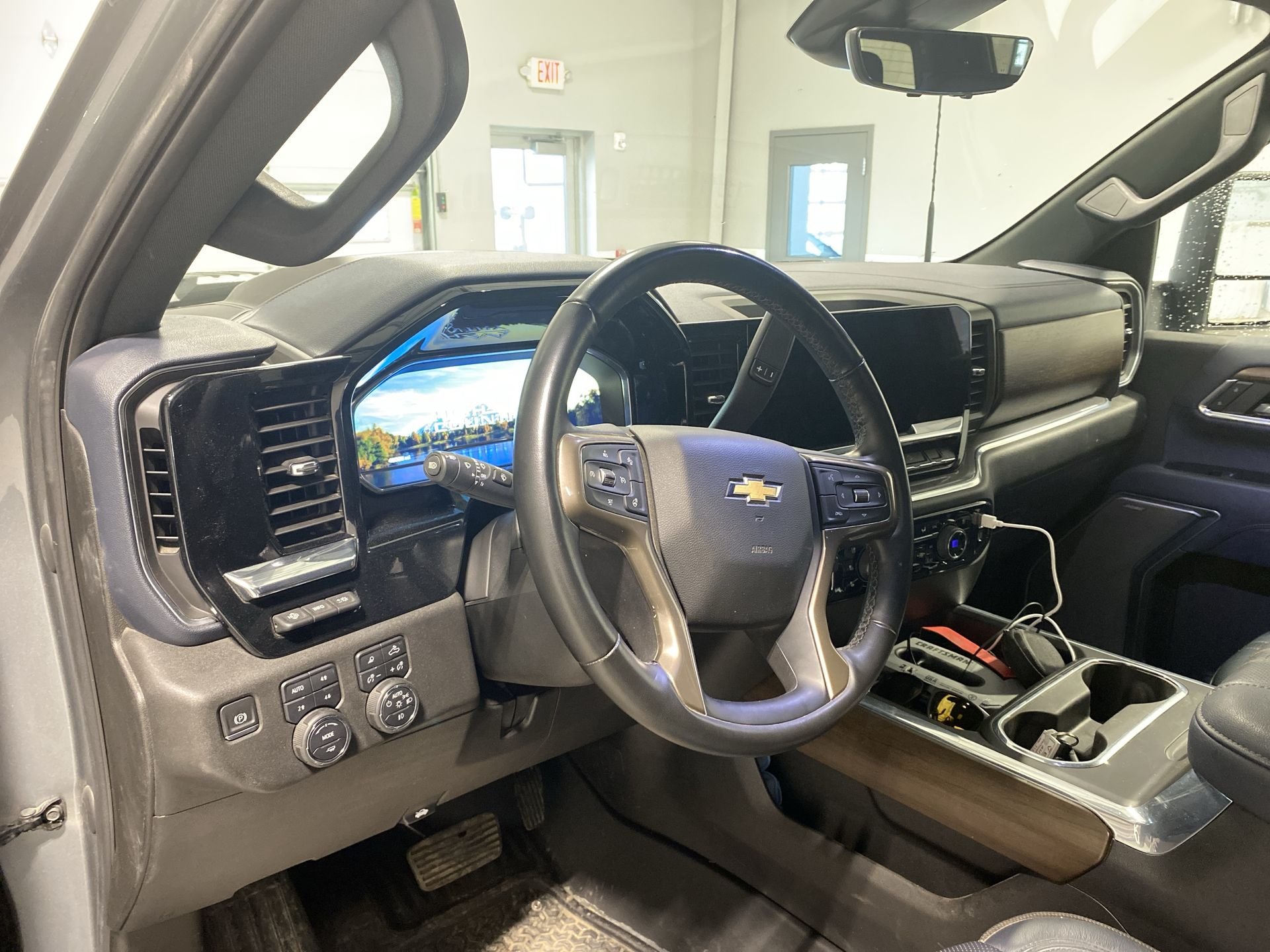 2024 Chevrolet Silverado 2500HD High Country - Photo 39