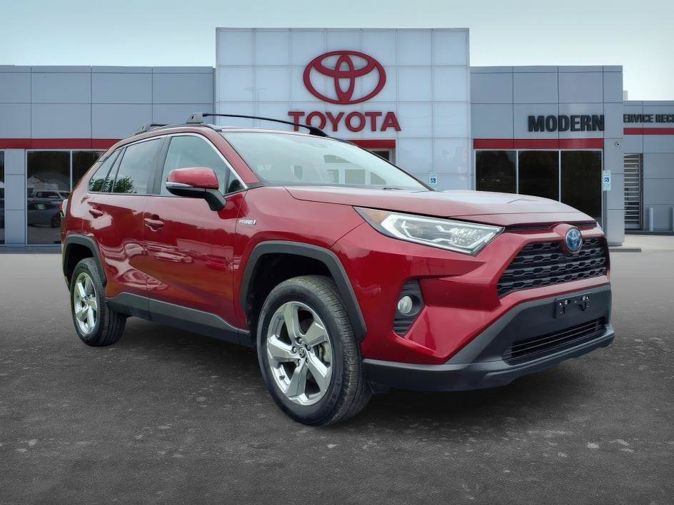 Used 2021 Ruby Flare Pearl Toyota Hybrid XLE Premium image 10