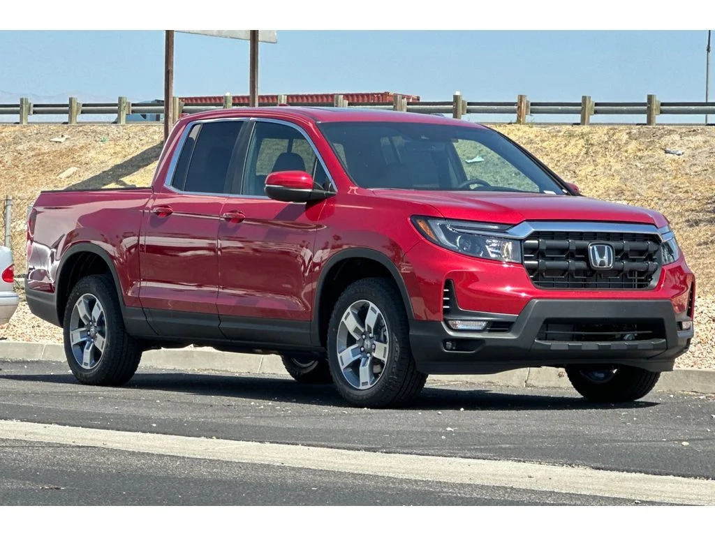 New 2026 Radiant Red Metallic II Honda RTL image 2