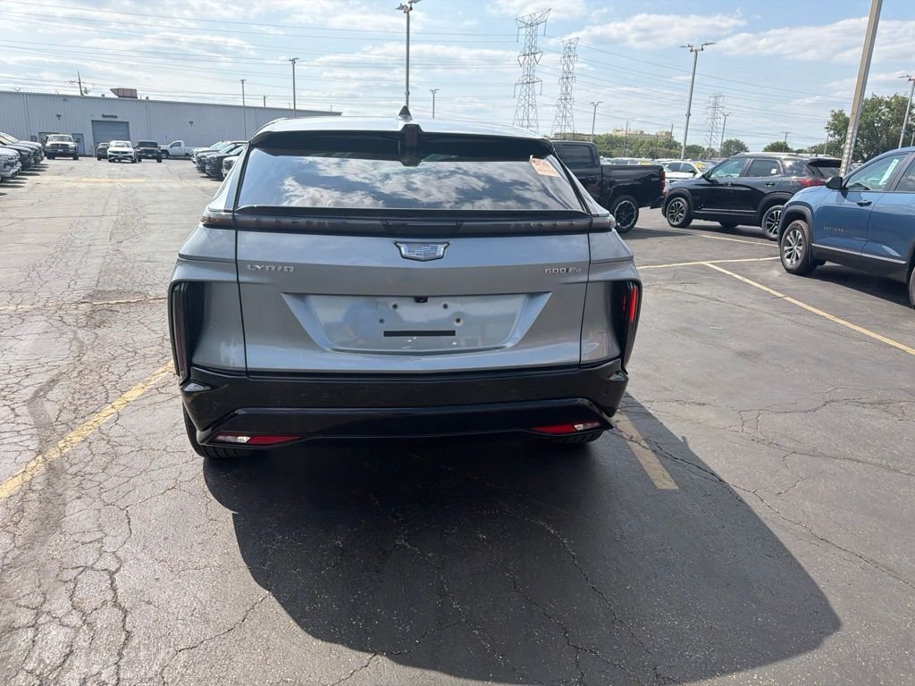 Used 2024 Silver Cadillac Sport image 3