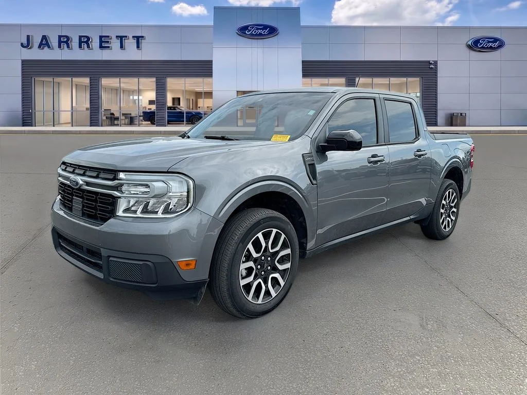 Used 2024 Gray Ford Lariat image 2