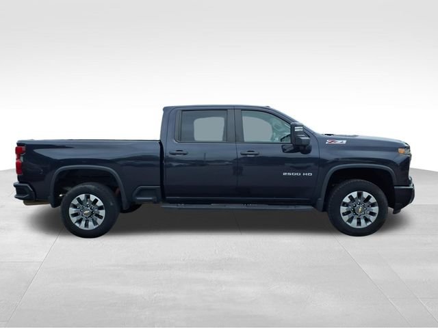 Used 2024 Gray Chevrolet Custom image 13