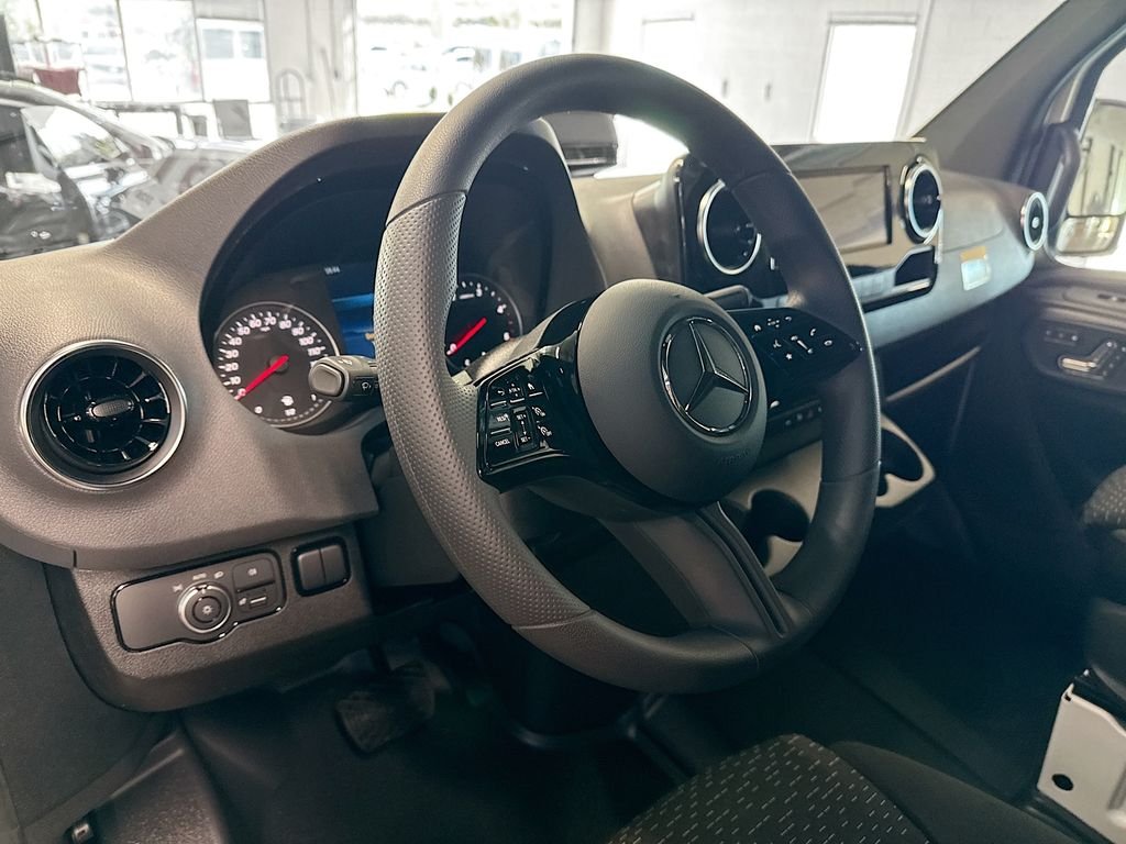 New 2026 Arctic White Mercedes-Benz  image 4