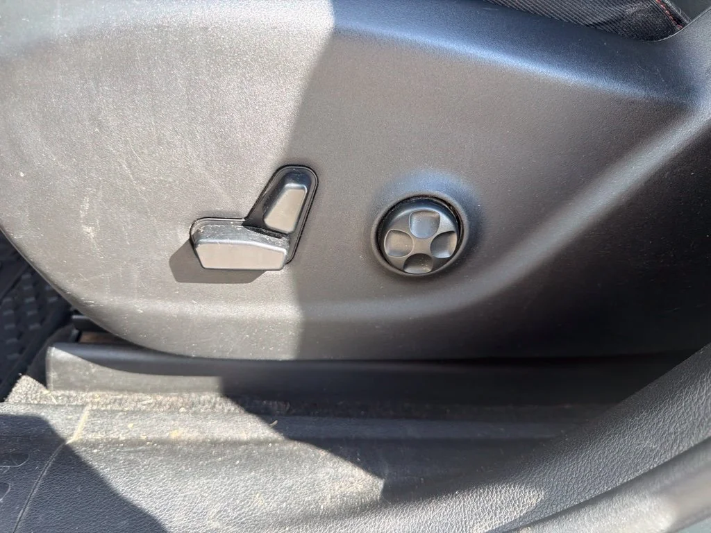 Used 2015 Gray Jeep Trailhawk image 10