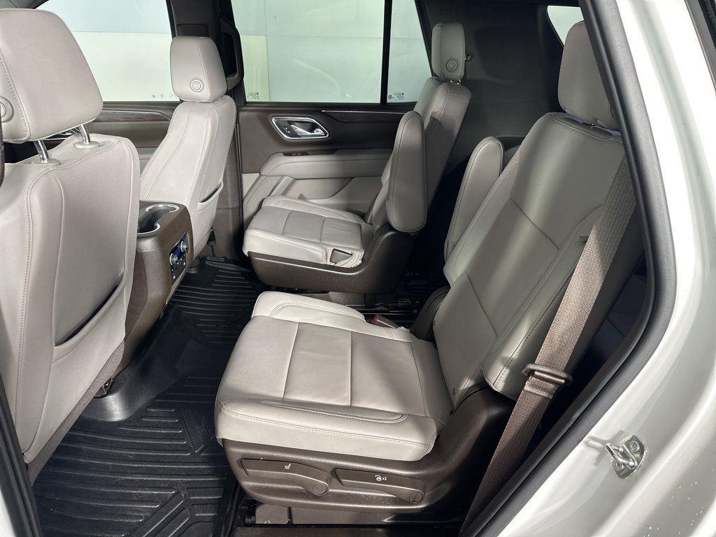 Used 2023 Pearl Chevrolet Z71 image 18