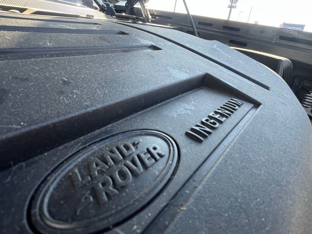 2023 Land Rover Defender SE - Photo 47