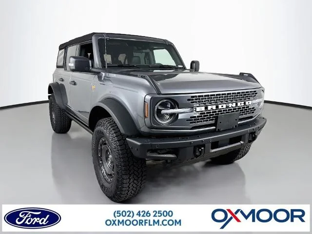 New 2025 Carbonized Gray Metallic Ford Badlands® image 33
